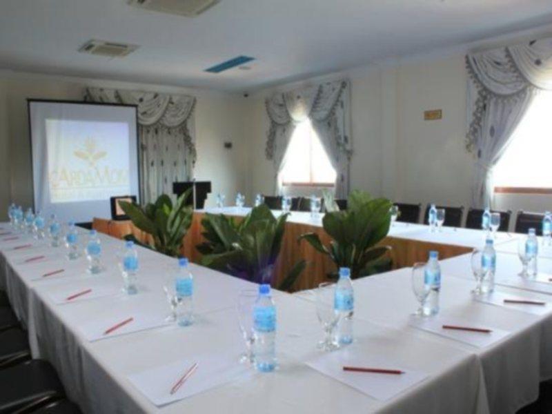 Cardamom Hotel & Apartment Phnompen Kültér fotó