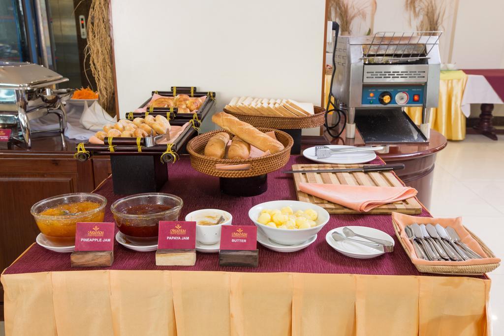 Cardamom Hotel & Apartment Phnompen Kültér fotó