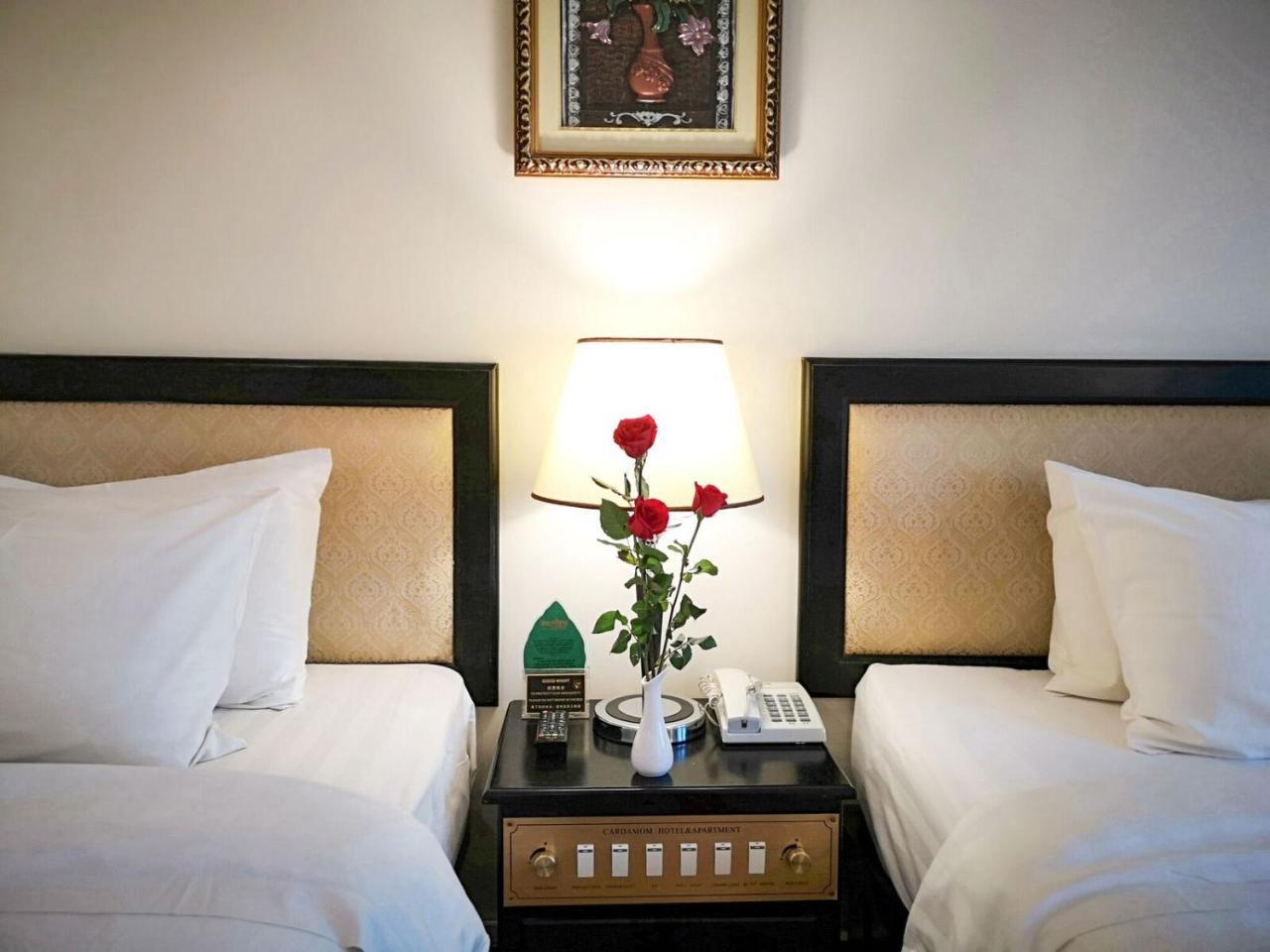 Cardamom Hotel & Apartment Phnompen Kültér fotó