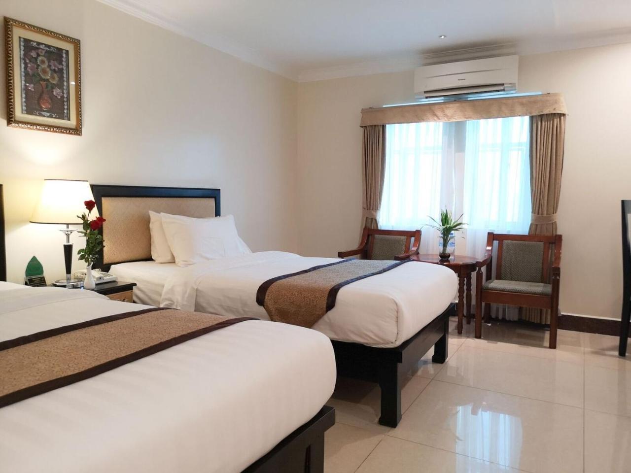 Cardamom Hotel & Apartment Phnompen Kültér fotó