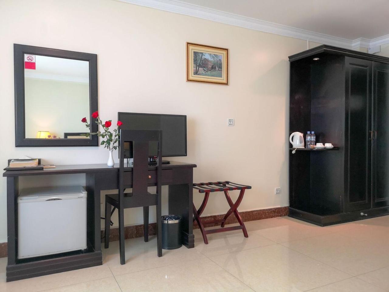 Cardamom Hotel & Apartment Phnompen Kültér fotó